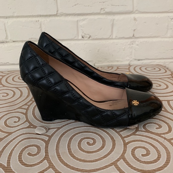 Tory Burch Black Claremont Quilted Pump Wedges - Picture 1 of 5